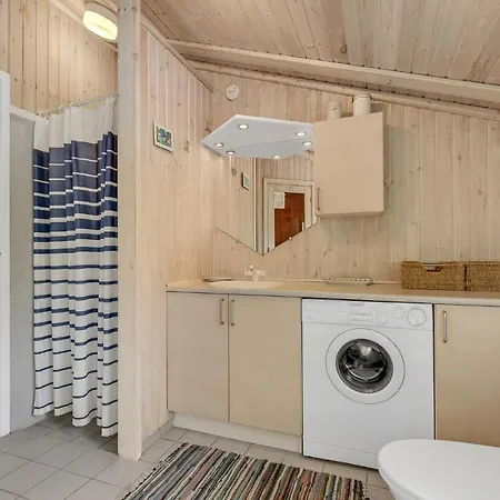 Laerkemose Sydals X *